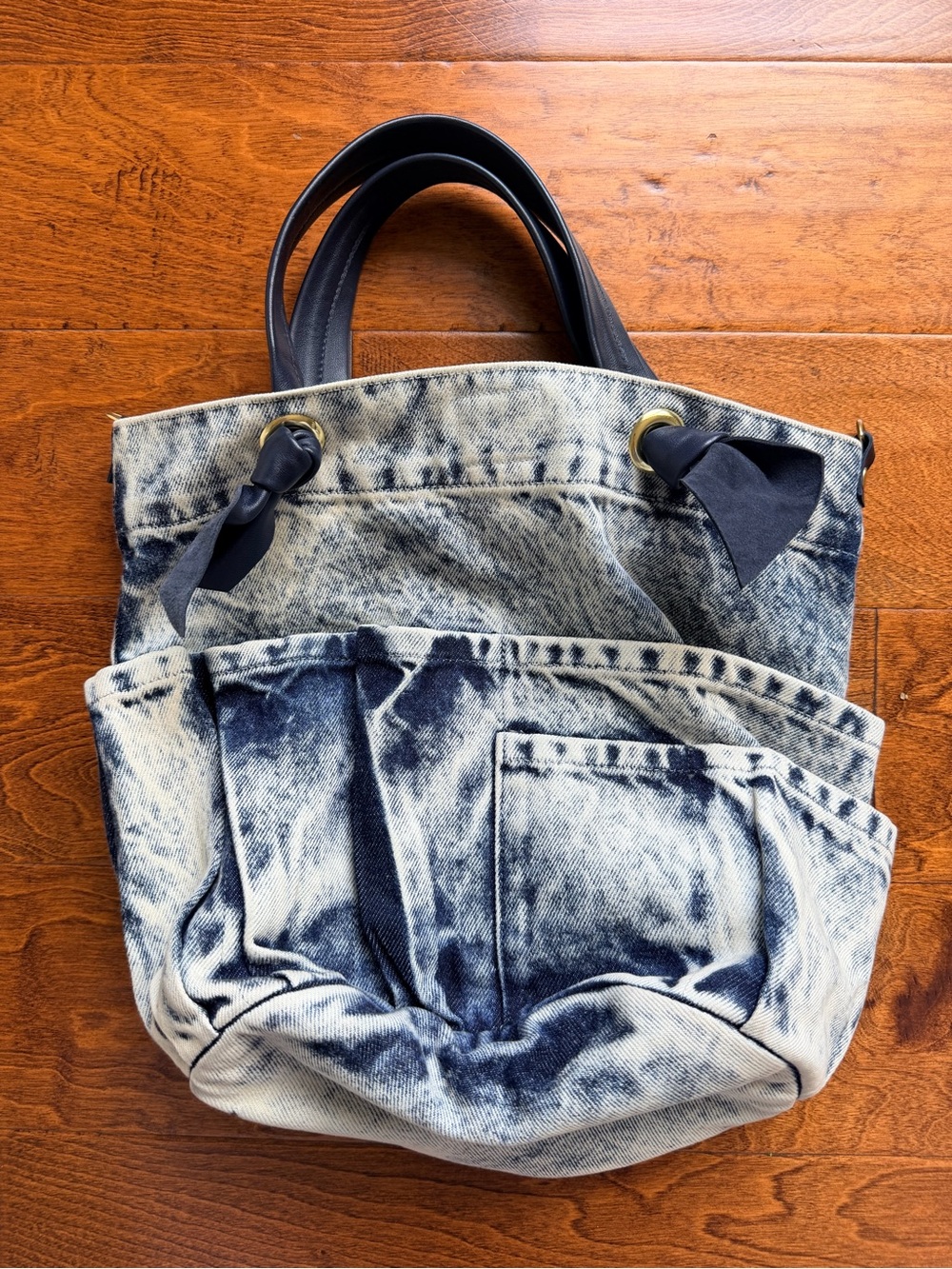Clare V. Navy Tie-Handle Bucket Bag in Denim Wash - Picture 4 of 8